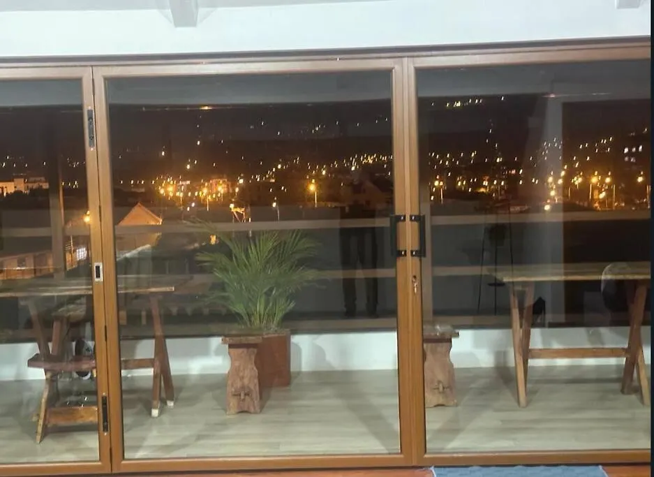 아파트 Sucre Suites 쿠엔카